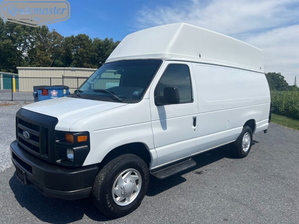 2011 Ford E-Series E-350 SD